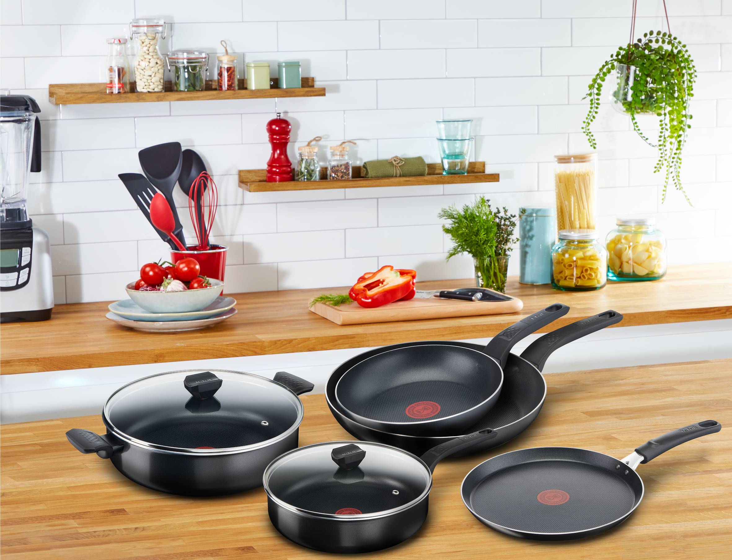 Alacsony lábas fedővel Tefal Simply Clean 28 cm B5677253
