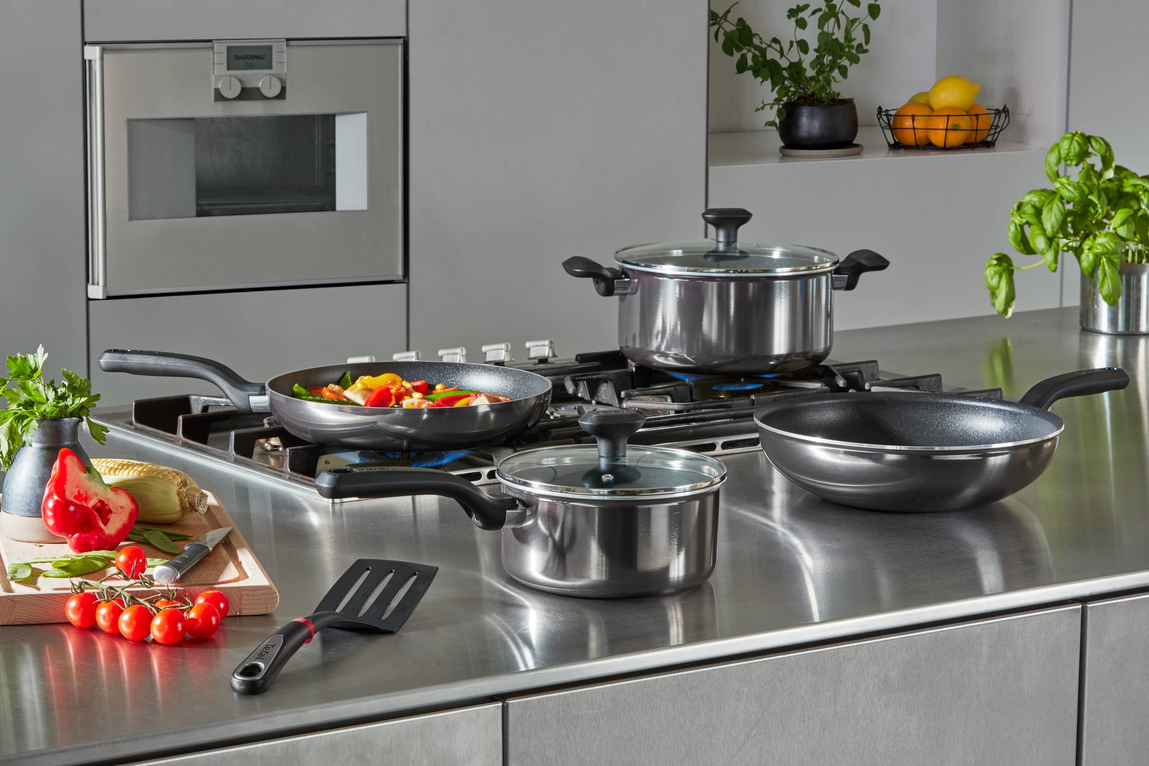 Palacsintasütő serpenyő Tefal Resist Intense D5221083 25 cm