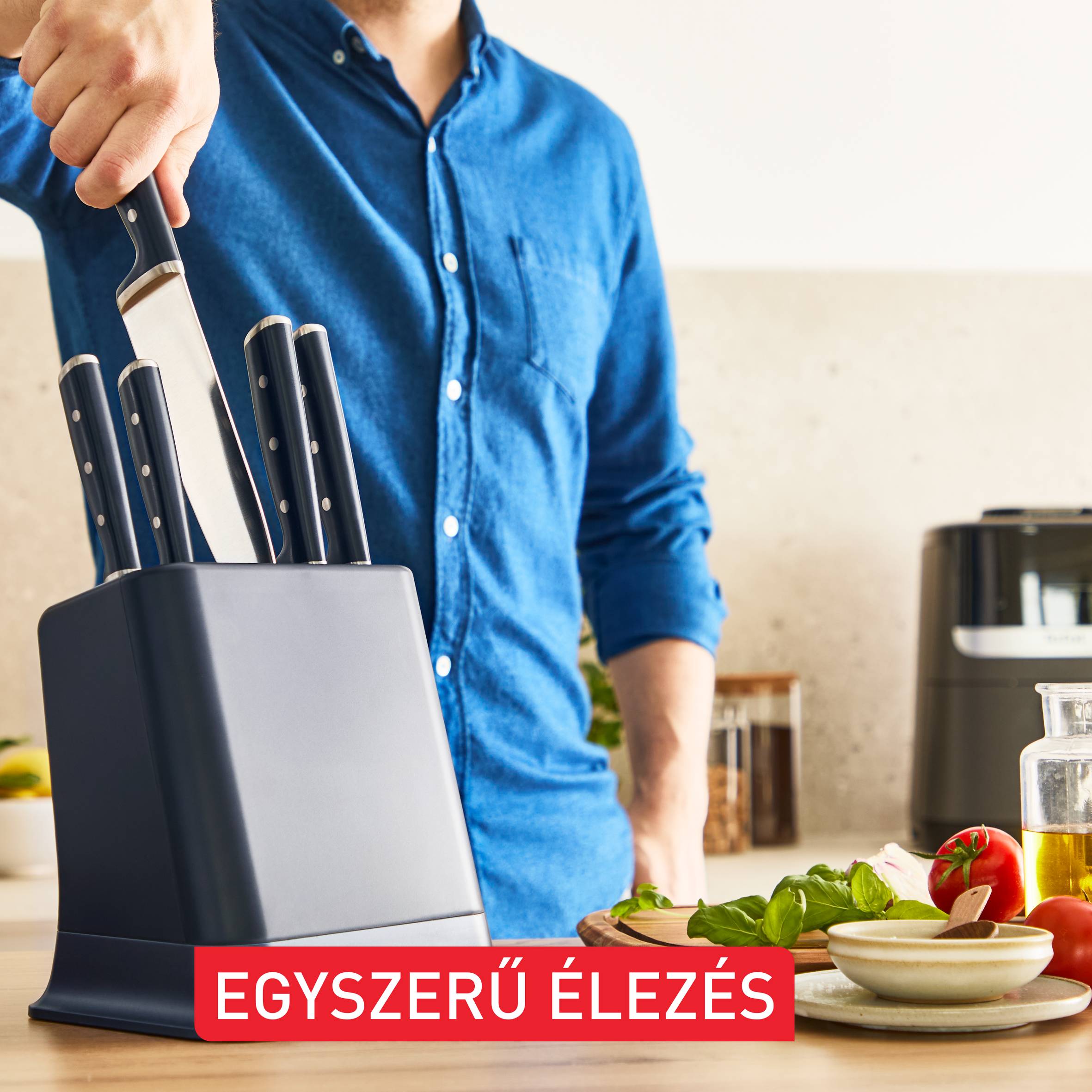 Tefal EverSharp 5 darabos önélező séfkéskészlet és késtömb beépített élezővel K297S644