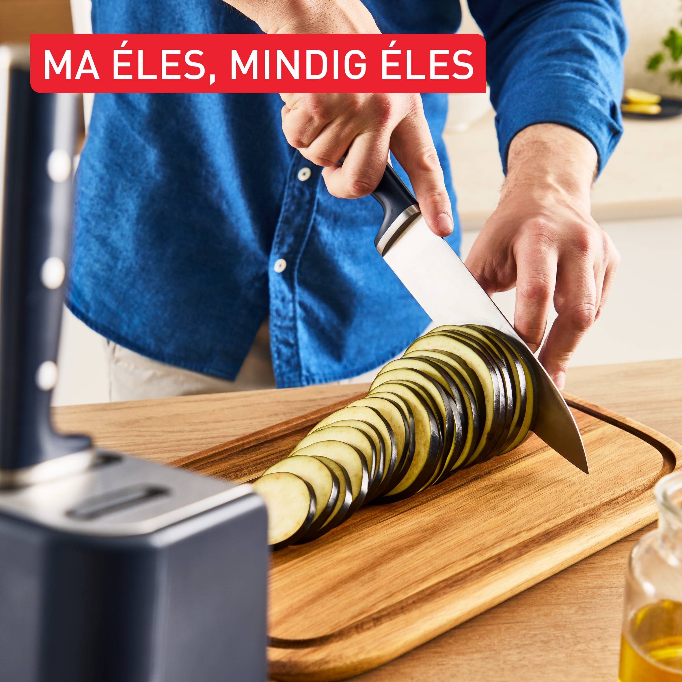 Tefal EverSharp önélező séfkés és késblokk beépített élezőfunkcióval, K297S244